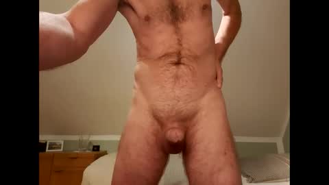 Snapshot of uwe_online chatting on 16, 11, 2025 UWE online show from 16, 11, 2025