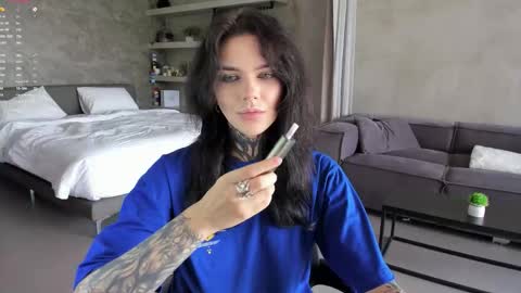 Eva online show from 17, 12, 2025