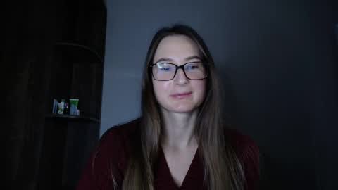 Valensiya online show from 5, 4, 2026