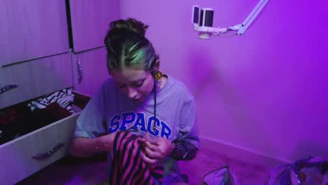 Snapshot of vainilla_l chatting on 7, 4, 2026 Vainilla Independent model online show from 7, 4, 2026