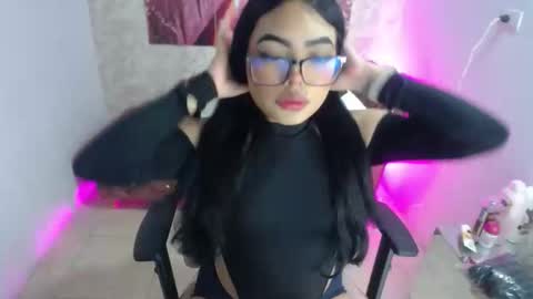 Vaiolet online show from 19, 12, 2025