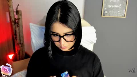 Snapshot of val_varago chatting on 26, 3, 2026 val_varago online show from 26, 3, 2026