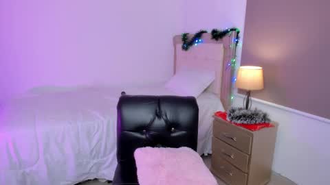 HI IM NEW online show from 29, 12, 2024