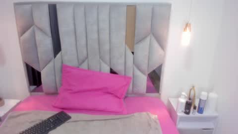 VALENTINA online show from 14, 12, 2024