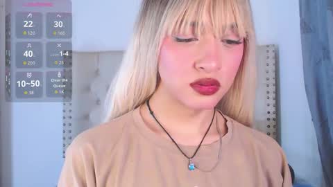 Snapshot of valen_thompson chatting on 13, 9, 2025 IG-valen mendoza99 twitter valenthompson99 online show from 13, 9, 2025