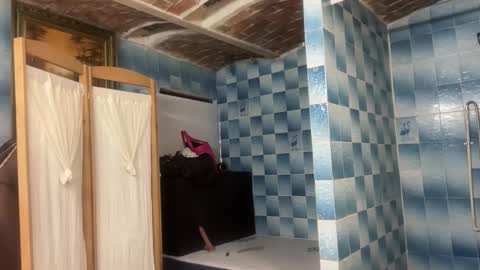   Valentin  independent Cam Boy     online show from 24, 3, 2026