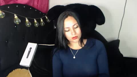 valenthina_96 online show from 8, 1, 2026