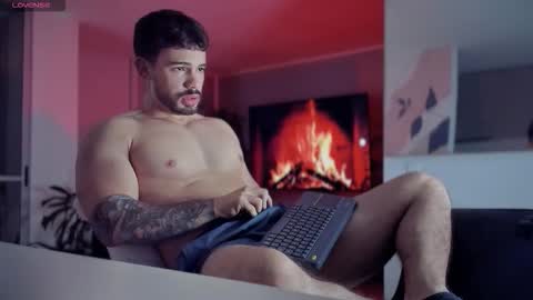 valenthinoking online show from 21, 12, 2025