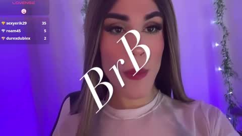 Snapshot of valentina_gaviria_ chatting on 23, 12, 2024 VALENTINA GAVIRIA online show from 23, 12, 2024