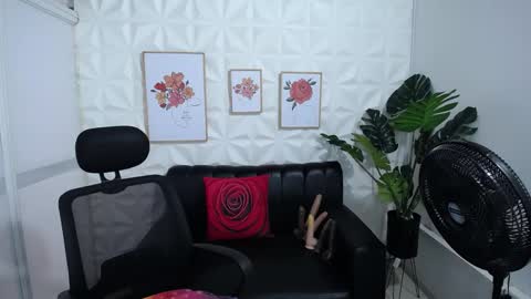 Valentina  online show from 23, 1, 2025