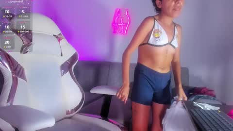 VALENTINA online show from 16, 1, 2025