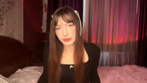 Milla online show from 4, 2, 2026