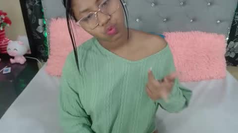 Snapshot of valentinavega18x chatting on 5, 2, 2026 valentina vega online show from 5, 2, 2026