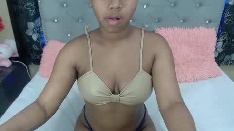 Snapshot of valentinavega18x chatting on 12, 3, 2026 valentina vega online show from 12, 3, 2026