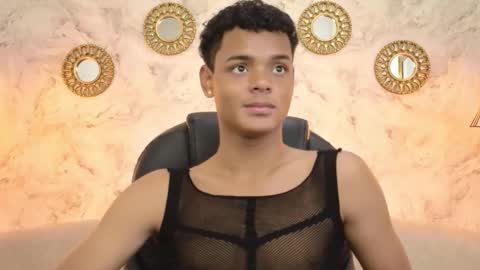 valentino_thompson online show from 14, 9, 2025
