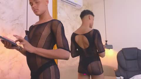 valentino_thompson online show from 3, 10, 2025