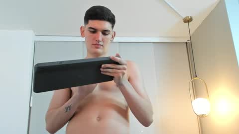 ValentinoCerati online show from 3, 12, 2024