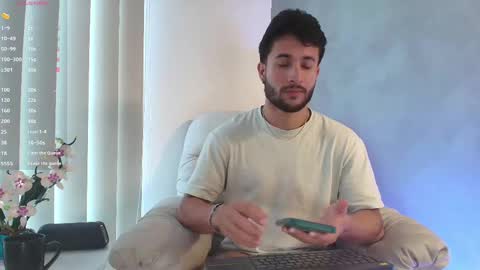 Snapshot of valentinoford chatting on 18, 2, 2025 Valentino online show from 18, 2, 2025