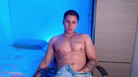 VALENTINO online show from 3, 2, 2026