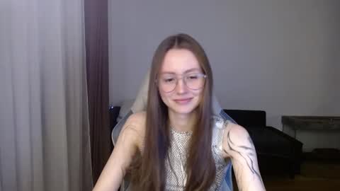Snapshot of valents_cherry chatting on 27, 2, 2025 Valentina online show from 27, 2, 2025