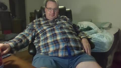 Snapshot of valenwren chatting on 12, 9, 2025 Wren V. online show from 12, 9, 2025