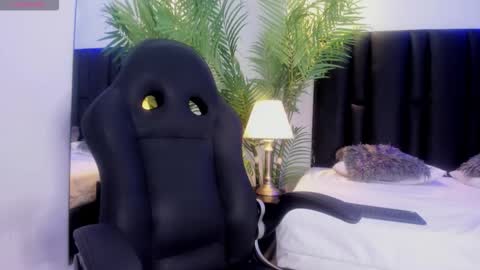 valeri_tafur online show from 18, 10, 2025