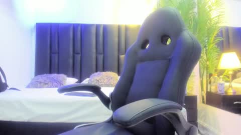 valeri_tafur online show from 27, 11, 2025