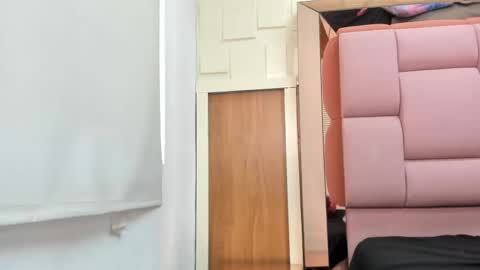 valeria__henao1 online show from 9, 10, 2025