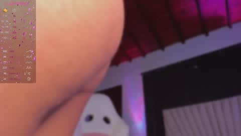 Snapshot of valeria_uribe22 chatting on 14, 2, 2025    online show from 14, 2, 2025