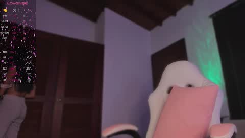 Snapshot of valeria_uribe22 chatting on 20, 2, 2025    online show from 20, 2, 2025