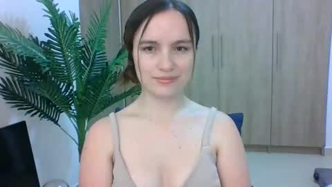 valeriafrannco online show from 21, 1, 2025
