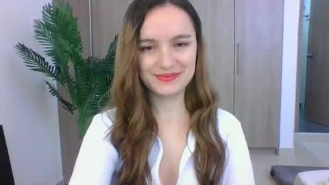 valeriafrannco online show from 25, 1, 2025