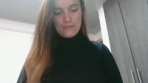 valeriafrannco online show from 8, 3, 2026