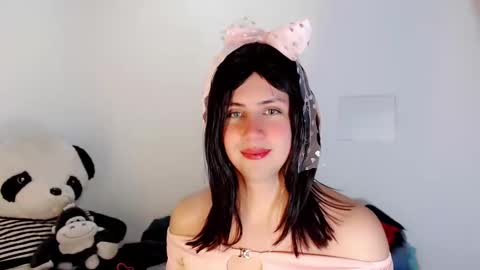 valeriagill_ online show from 13, 10, 2025