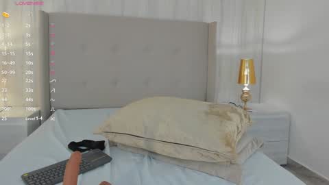 Snapshot of valeriah_ chatting on 4, 12, 2024 Valeria online show from 4, 12, 2024