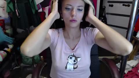 ValeriaXKiss online show from 30, 9, 2025