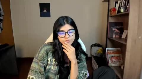 Val  online show from 4, 3, 2025