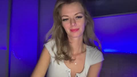 Snapshot of valerieluvsugar chatting on 9, 1, 2025 Valerie online show from 9, 1, 2025