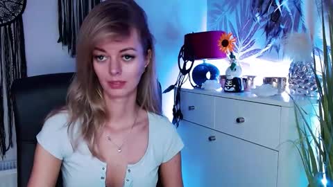 Snapshot of valerieluvsugar chatting on 27, 2, 2025 Valerie online show from 27, 2, 2025