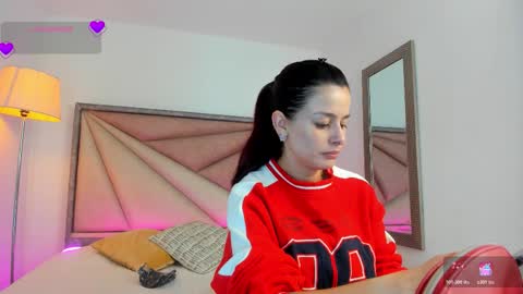 valeriemattson_ online show from 20, 10, 2025