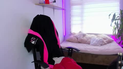 Snapshot of valery_bonnet1 chatting on 25, 10, 2025 valery_bonnet1 online show from 25, 10, 2025