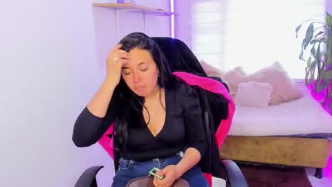 Snapshot of valery_bonnet1 chatting on 27, 10, 2025 valery_bonnet1 online show from 27, 10, 2025