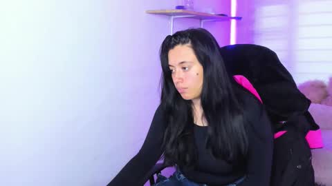 Snapshot of valery_bonnet1 chatting on 13, 11, 2025 valery_bonnet1 online show from 13, 11, 2025