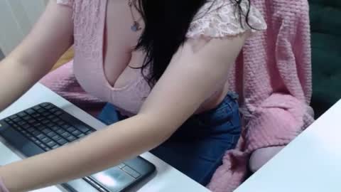 valery cute 18 online show from 24, 9, 2025