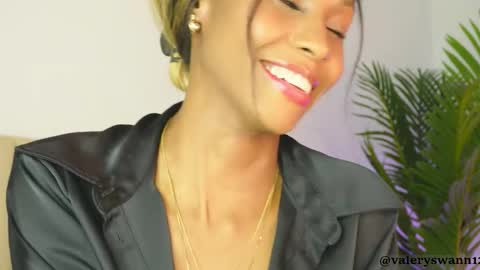 Valery swan1 online show from 11, 11, 2025