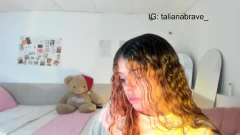 VALIENTE  online show from 30, 9, 2025