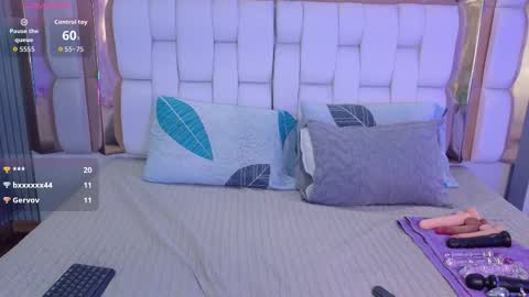 Valkiria moore  online show from 2, 2, 2026