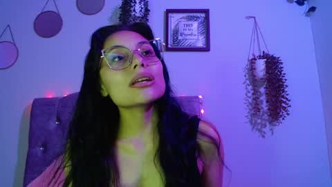 Snapshot of valkiry_ chatting on 4, 4, 2026 valkiry_ online show from 4, 4, 2026