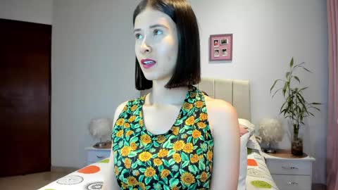 Macarena online show from 5, 12, 2024