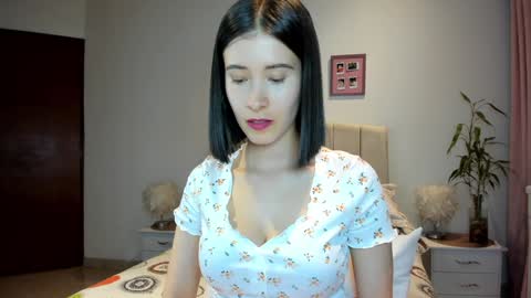 Macarena online show from 17, 12, 2024